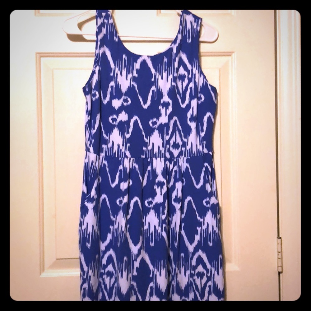 Sleeveless dress
